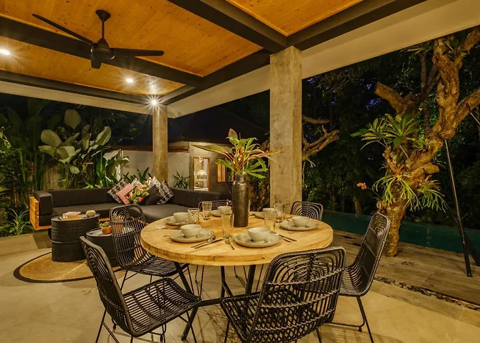 Gaya Villa *